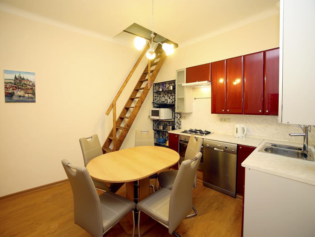 Apartman U Vridla, Ul. Trziste. Karlovy Vary Exterior photo